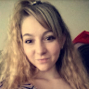 Meet your Posher, Michaela